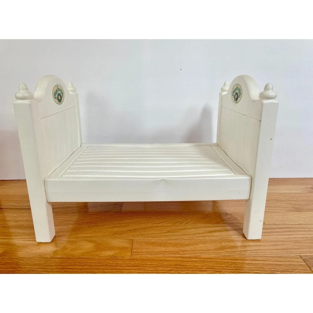 Vintage Coleco Cabbage Patch Kids White Plastic Doll Bed Furniture 1980s